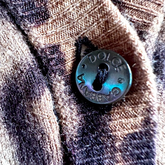 Dolce & Gabbana button sweater - Picture 5 of 6